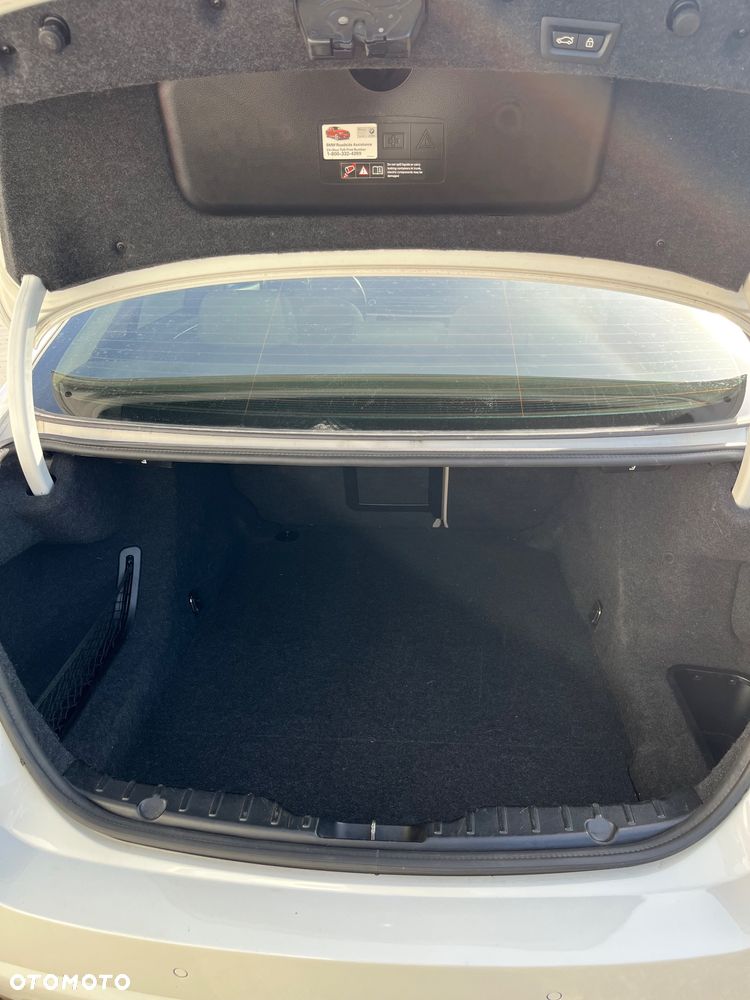 BMW Seria 5 535i xDrive - 9