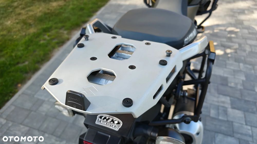 Suzuki V-STROM - 36