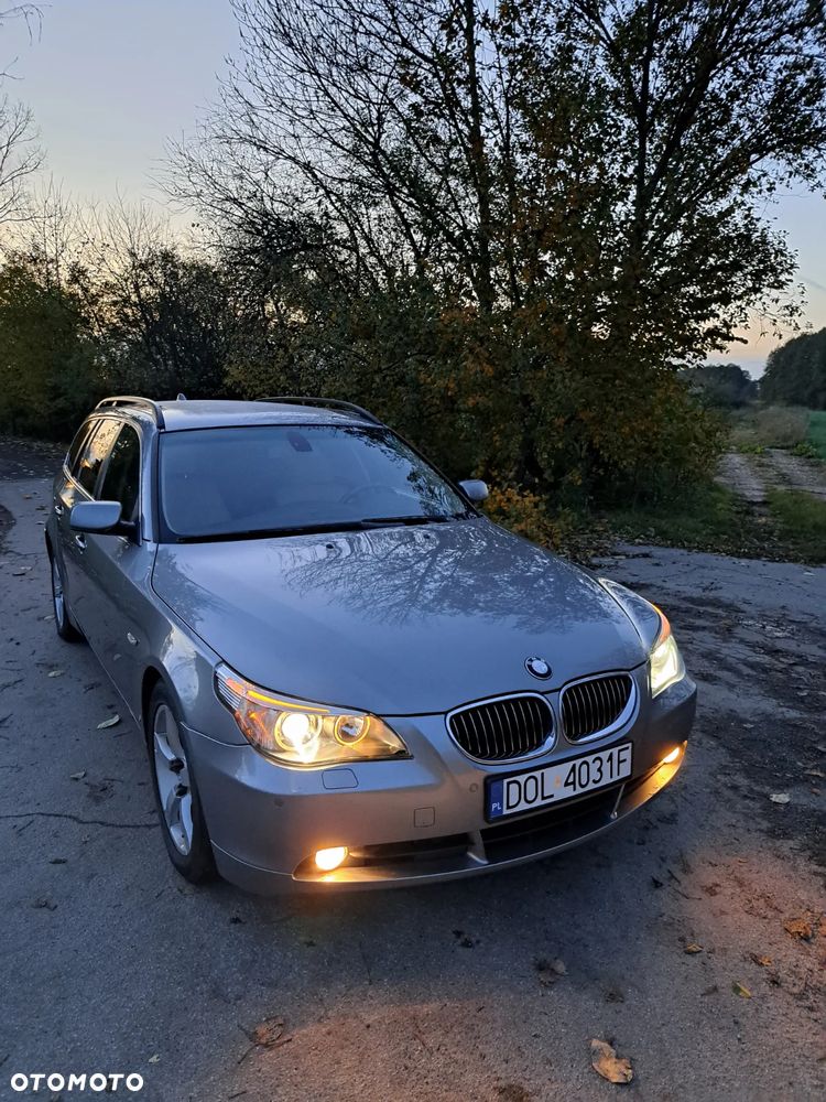 BMW Seria 5 530i - 5