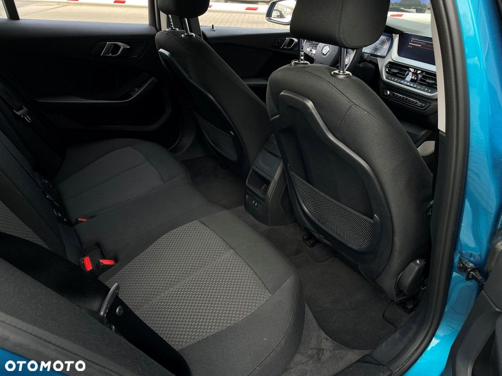 BMW Seria 1 - 19