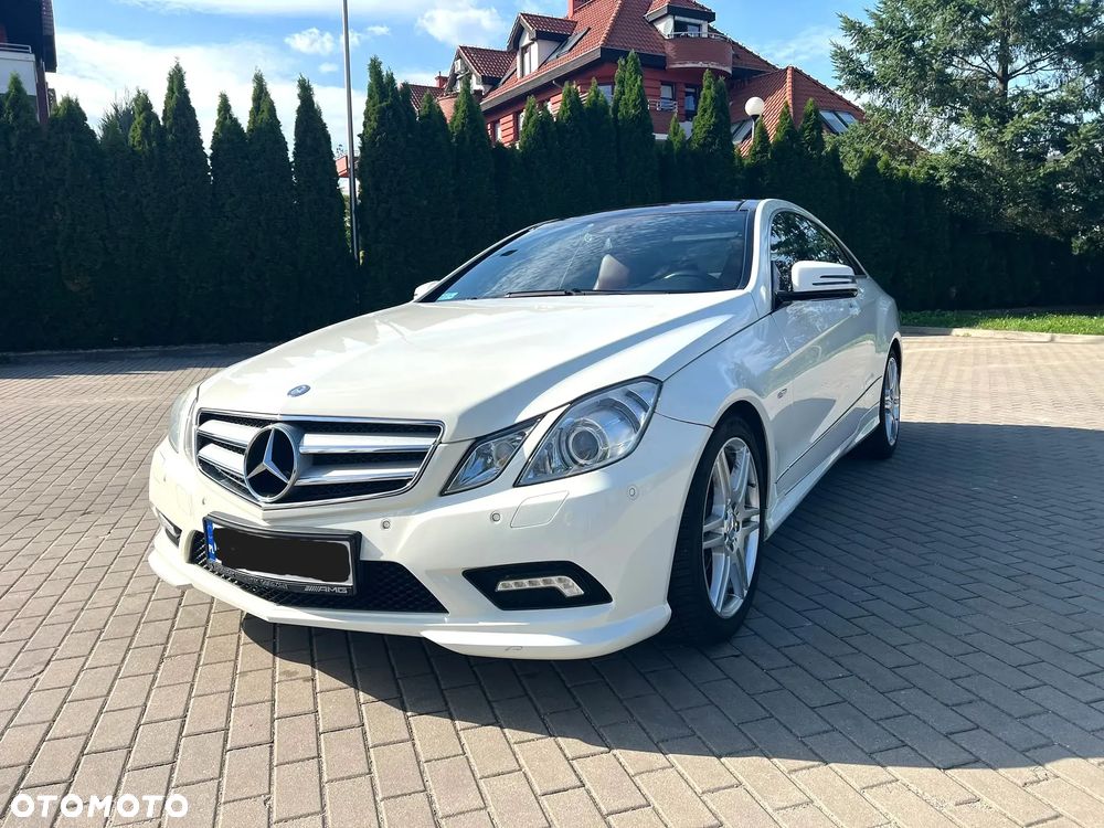 Mercedes-Benz Klasa E 200 CGI BlueEff - 1