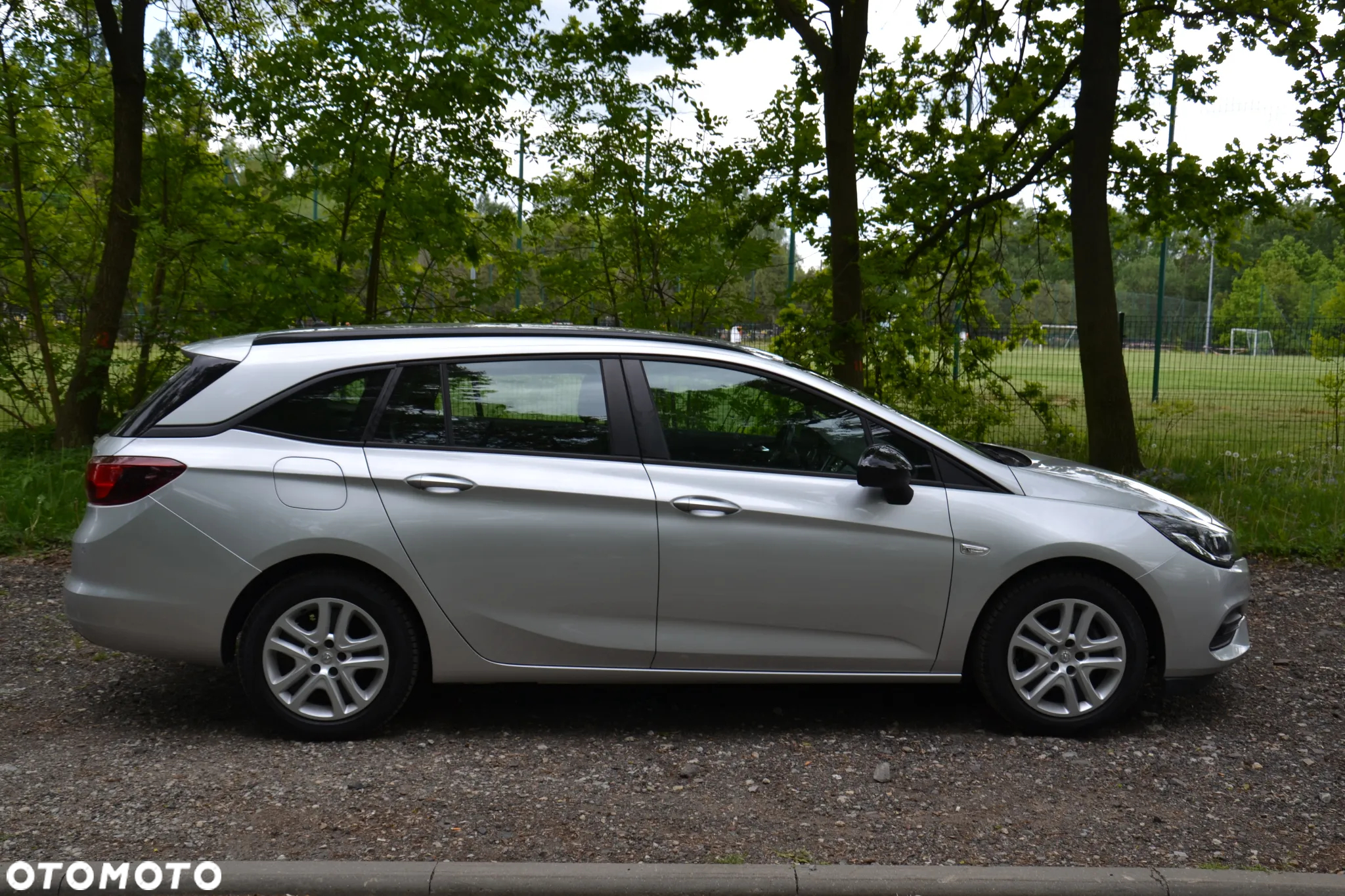 Opel Astra V 1.2 T Edition S&S - 10