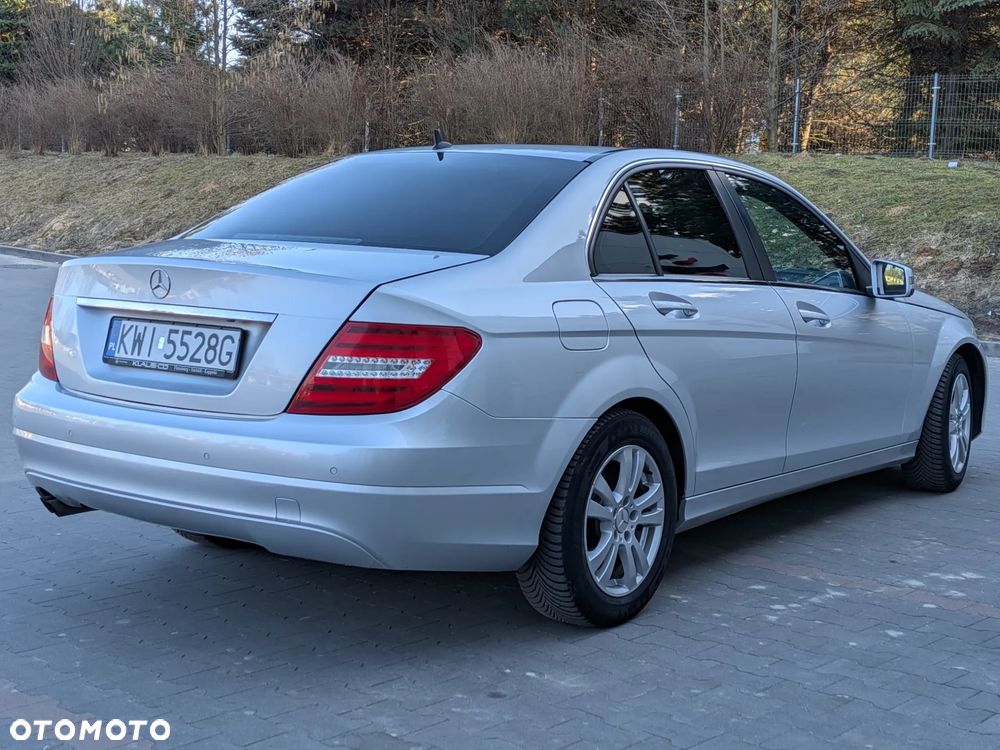 Mercedes-Benz Klasa C 180 (BlueEFFICIENCY) 7G-TRONIC Avantgarde - 8