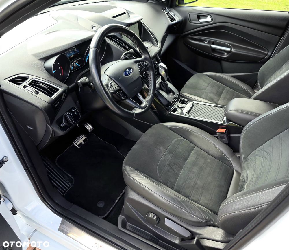 Ford Kuga 2.0 TDCi AWD ST-Line - 21