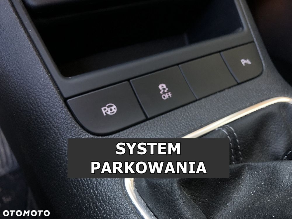 Volkswagen Golf Plus - 17
