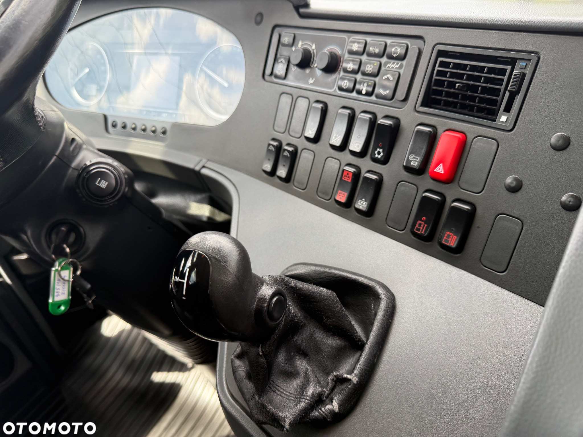 Setra 415 HD - 28
