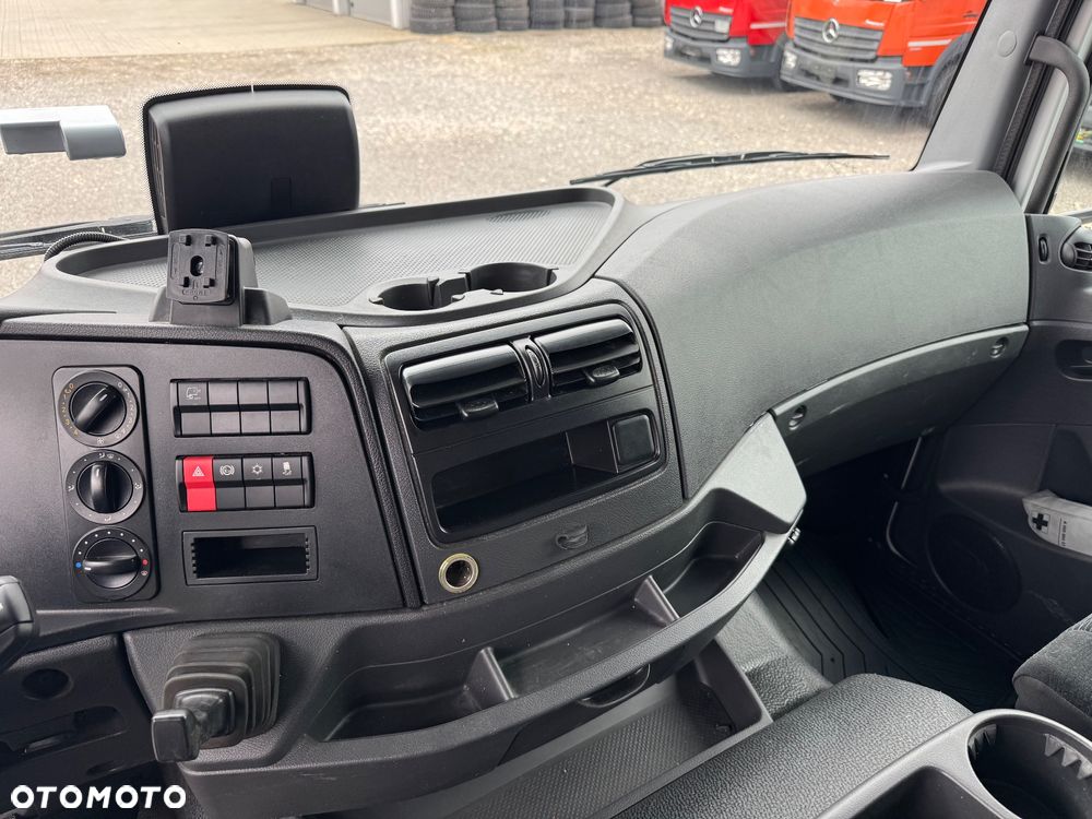 Mercedes-Benz ATEGO - 19