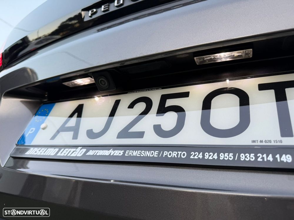 Peugeot 3008 1.6 Hybrid Allure e-EAT8 - 11