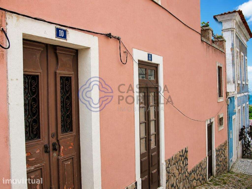 Prédio para recuperação total no centro histórico de São Martinho do P - Grande imagem: 2/10