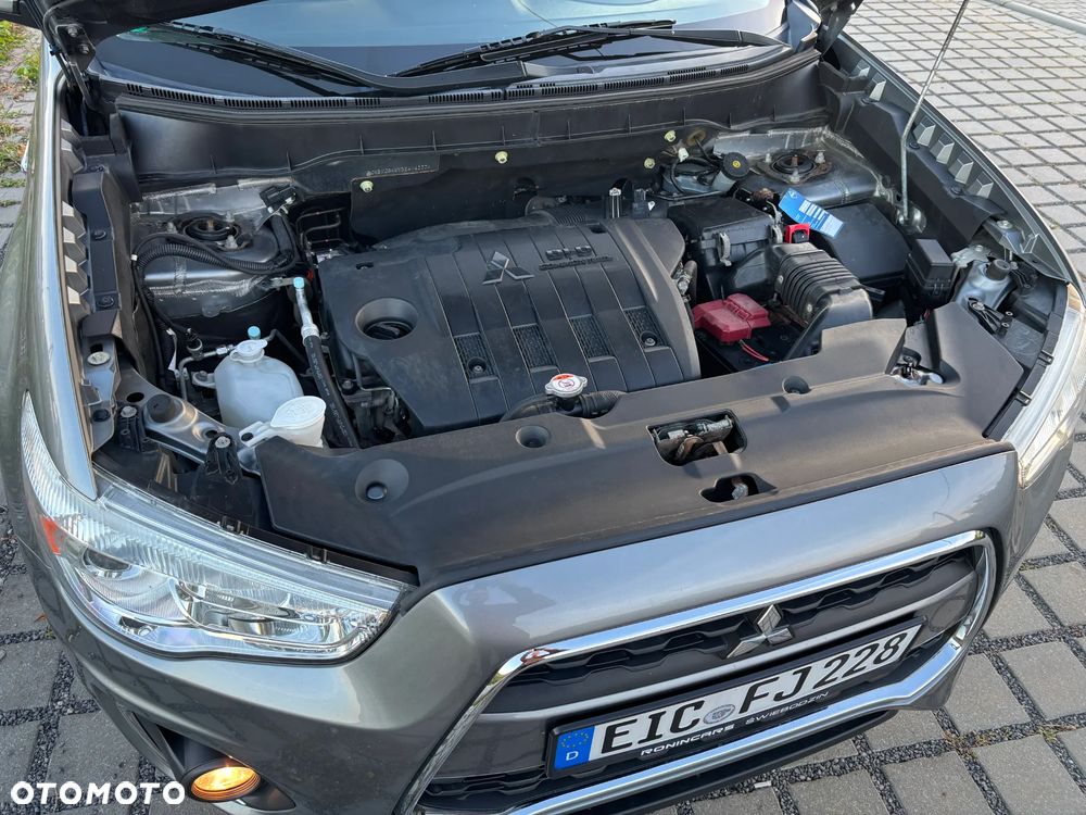 Mitsubishi ASX 1.8 DI-D 2WD Instyle - 31
