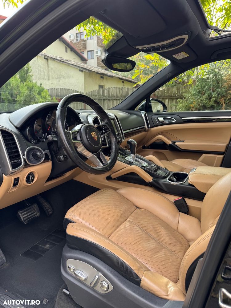 Porsche Cayenne Diesel Platinum Edition - 10