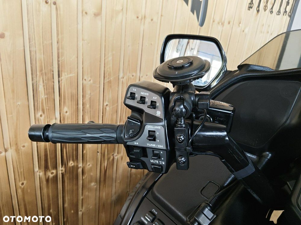 Honda GL - 17