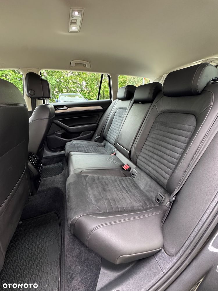 Volkswagen Passat 2.0 TDI SCR Highline DSG - 13
