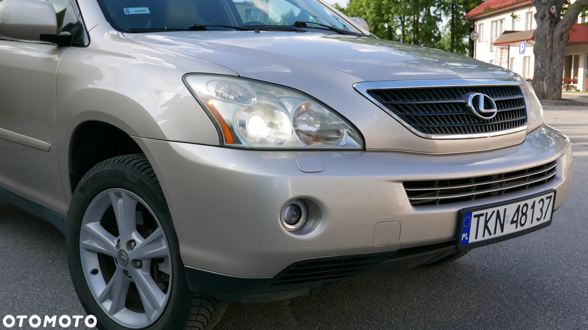Lexus RX - 7