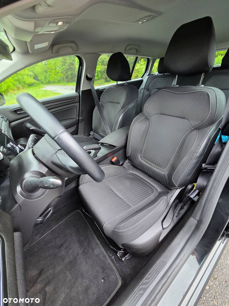 Renault Megane 1.6 SCe Limited - 8