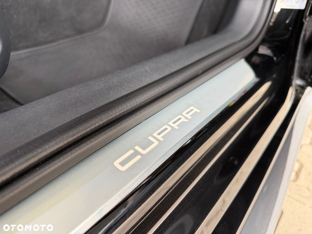 Cupra Leon Sportstourer 2.0 TSI 4Drive VZ DSG - 29