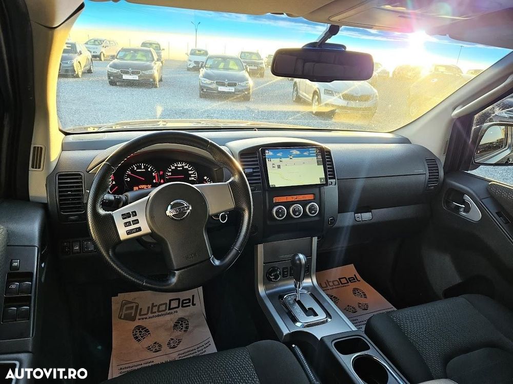 Nissan Pathfinder - 6
