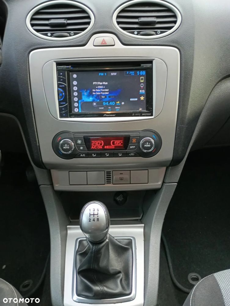 Ford Focus Turnier 1.6 16V Ambiente - 31