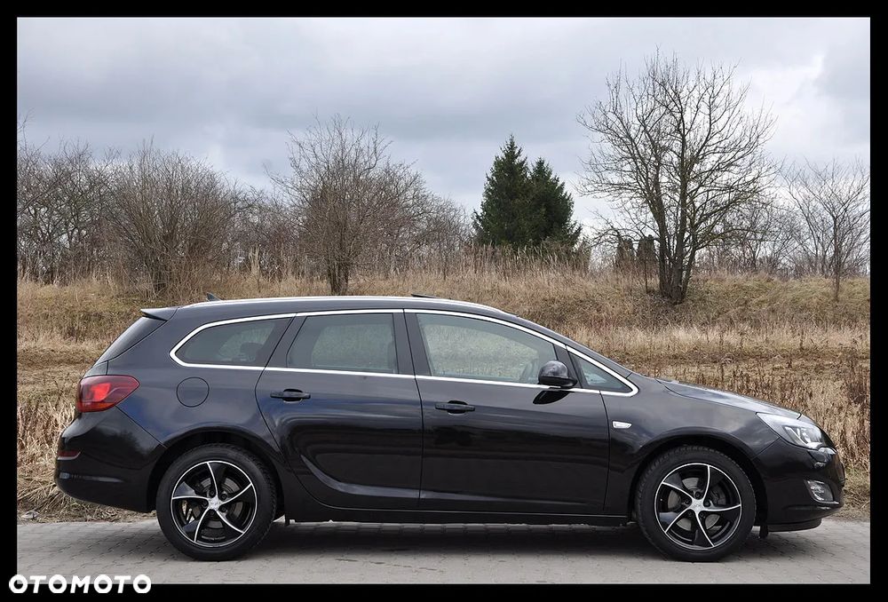 Opel Astra 1.6 Turbo Innovation - 22