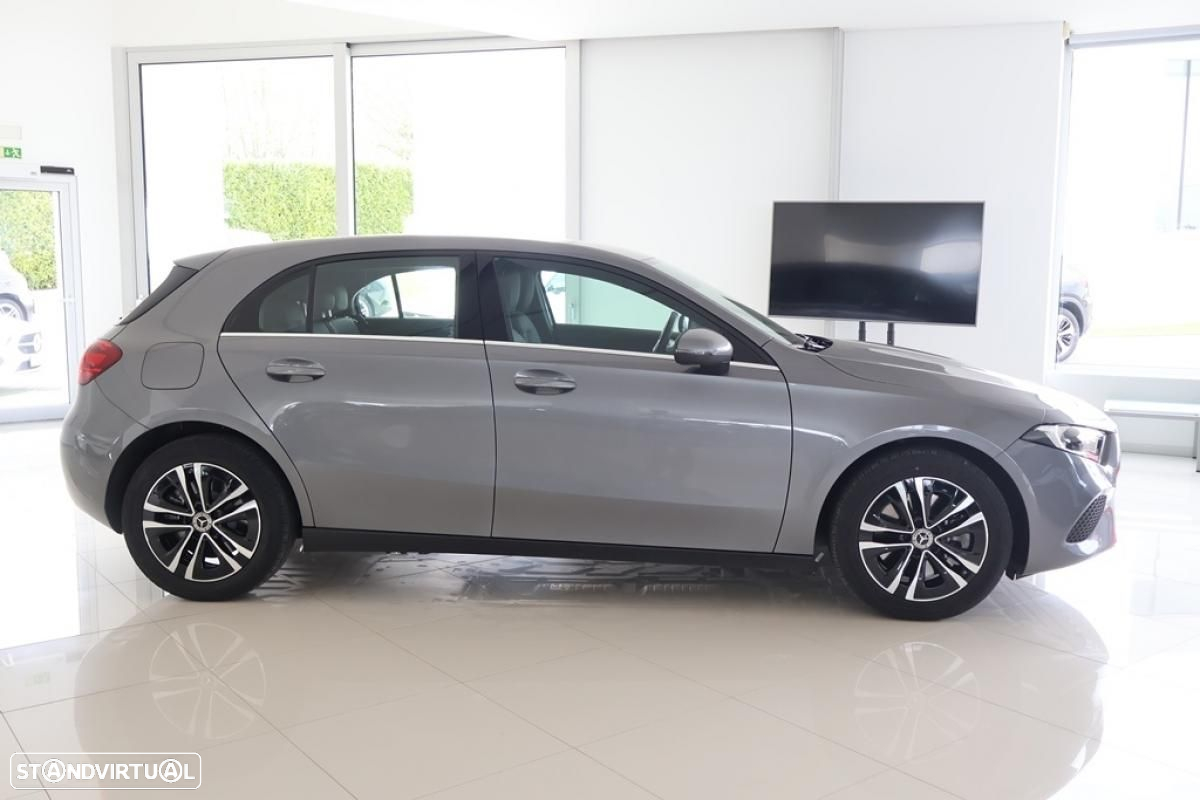 Mercedes-Benz A 250 e - 6