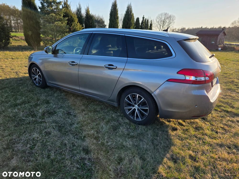 Peugeot 308 e-HDi 115 Stop & Start Allure - 17