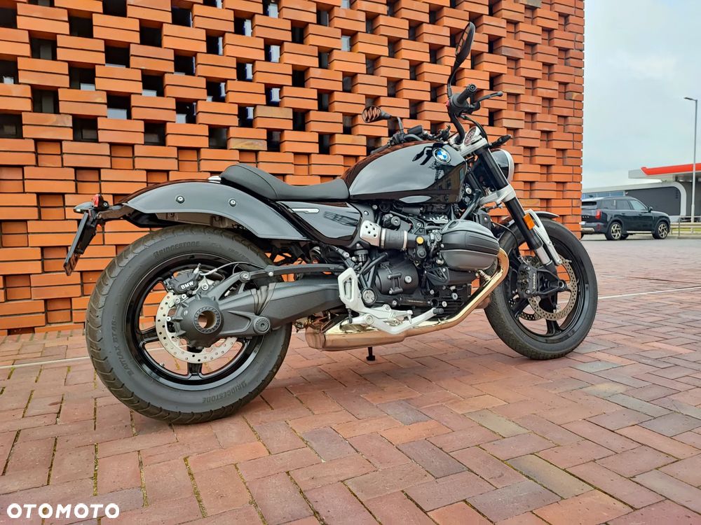 BMW R - 8