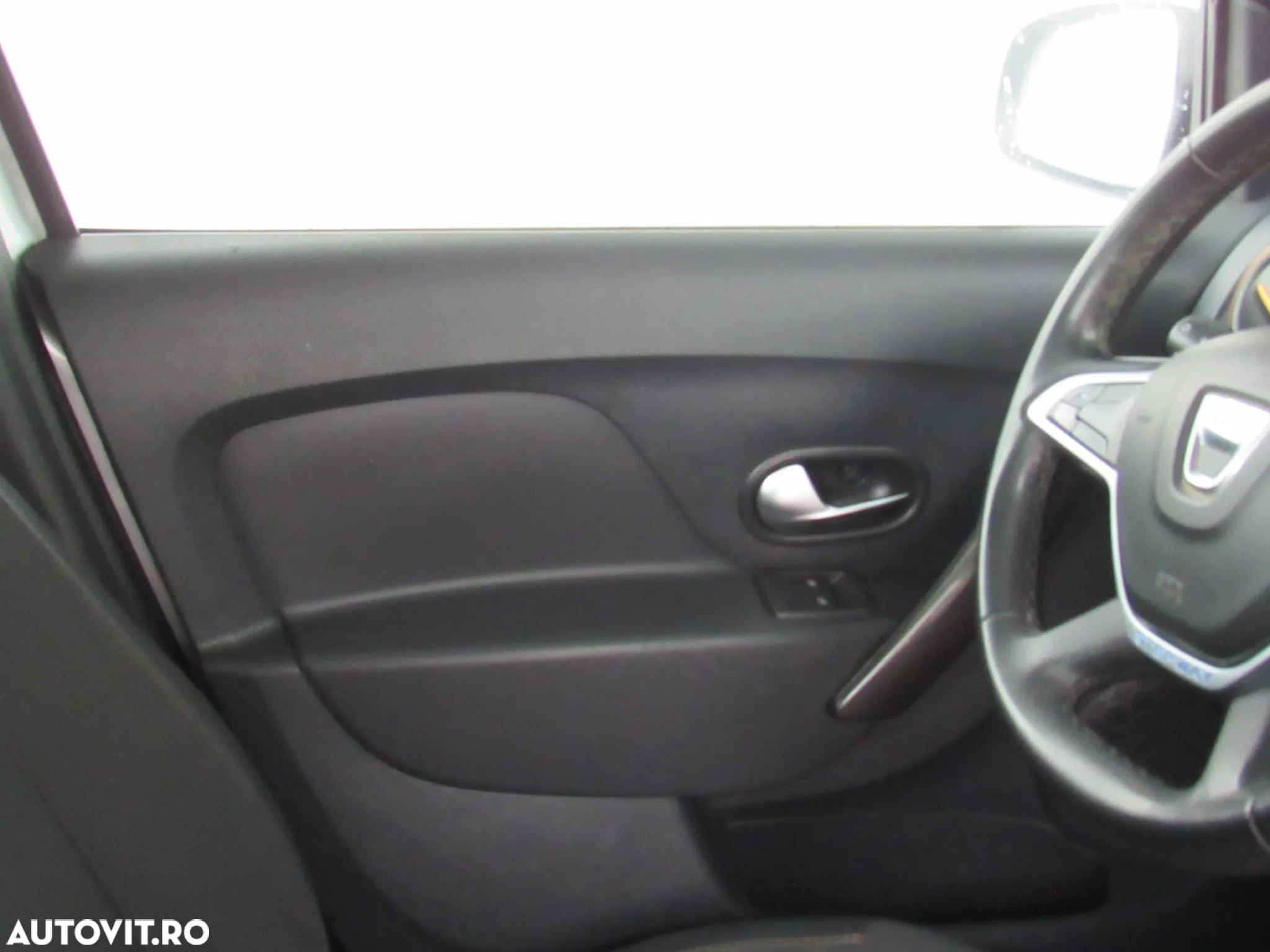 Dacia Sandero Stepway TCe 90 (S&S) Celebration - 24