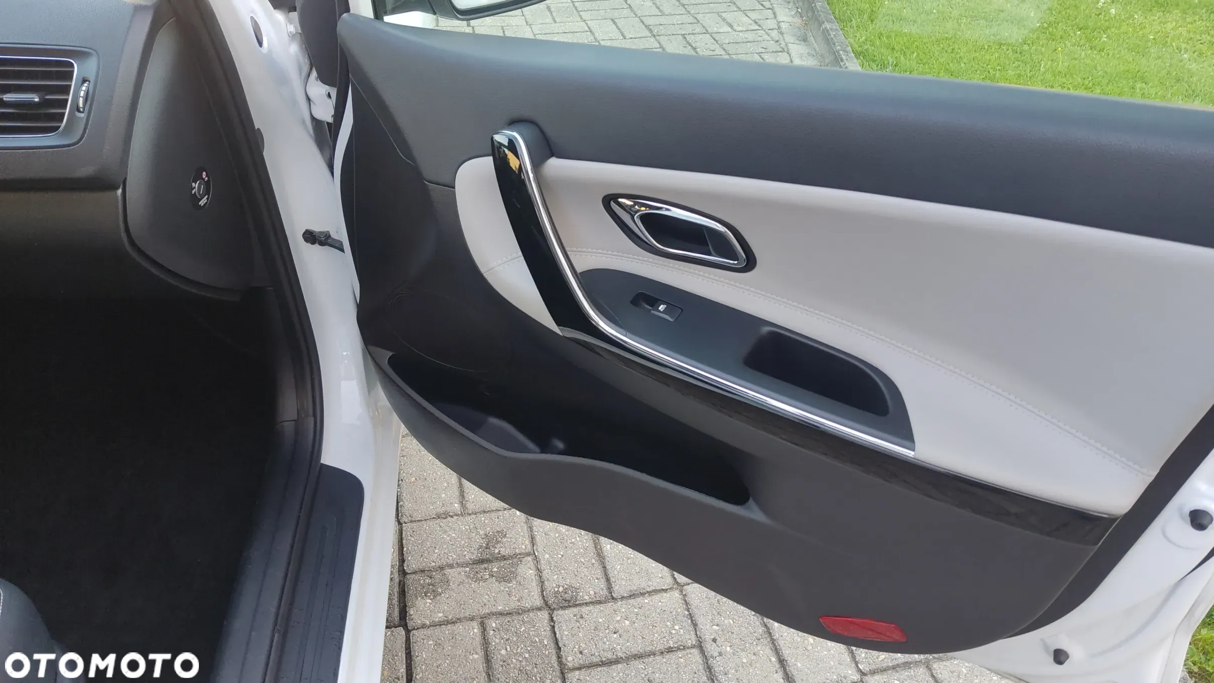 Kia Ceed - 10