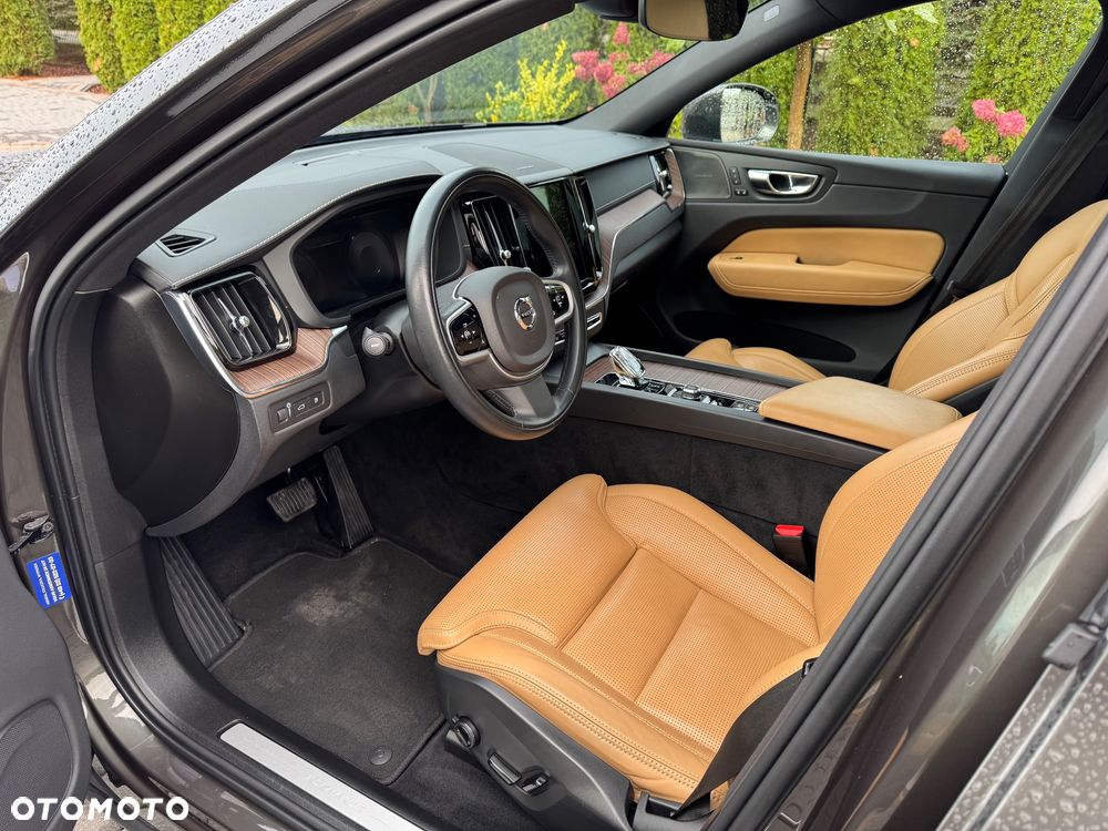Volvo XC 60 - 25