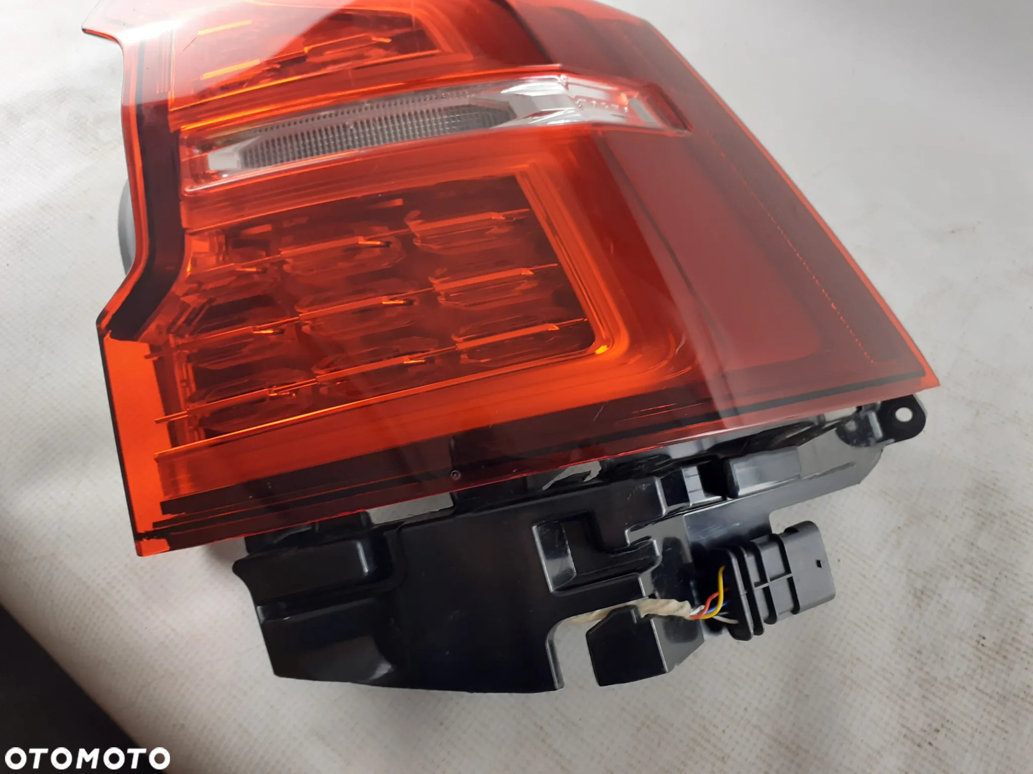 Lampa tylna PRAWA Volvo V60 II 2018-2019 Europa. - 12