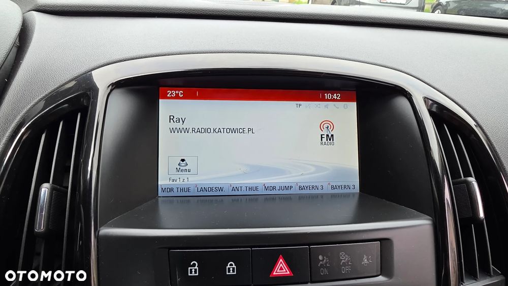 Opel Astra 1.4 T Cosmo - 14