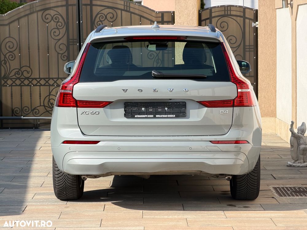 Volvo XC 60 B4 MHEV AT FWD Core - 5