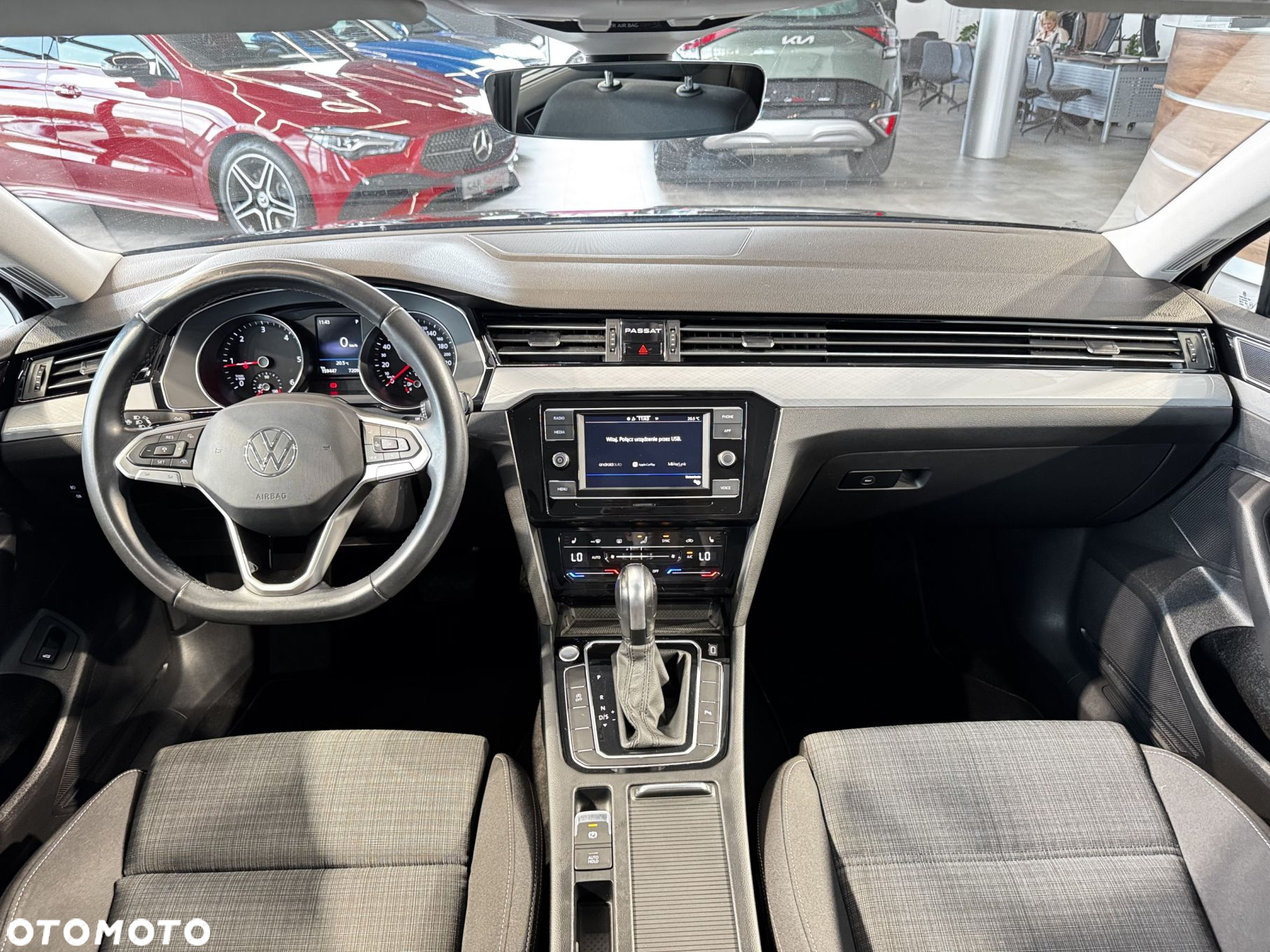 Volkswagen Passat - 19
