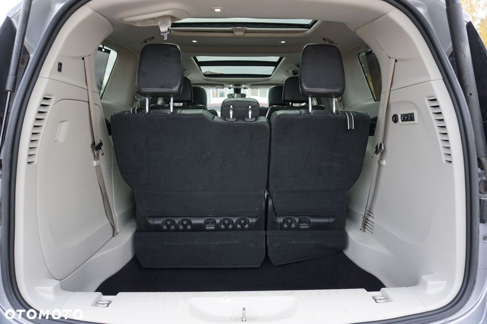 Chrysler Pacifica - 12