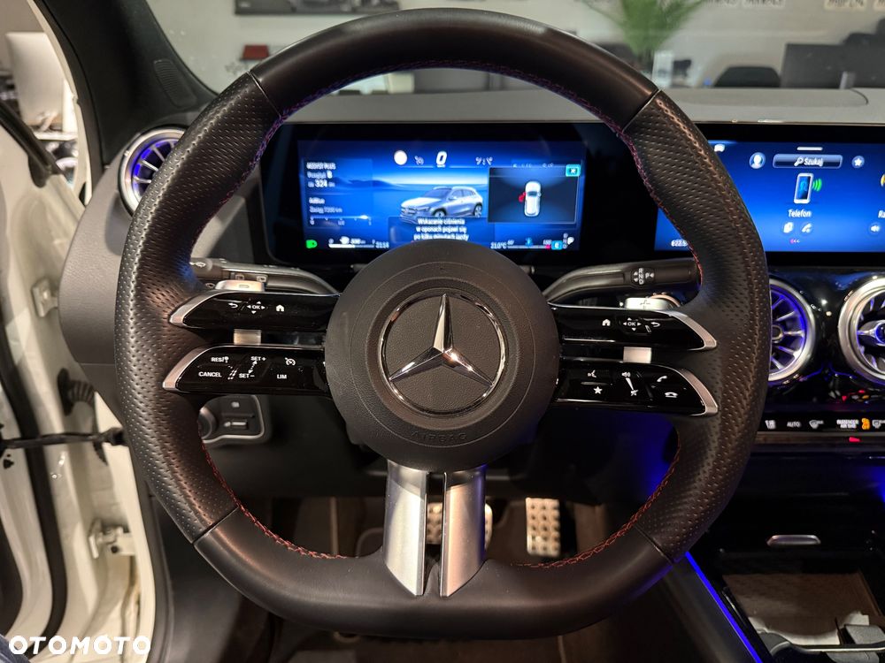 Mercedes-Benz GLA 200 d AMG Line - 22