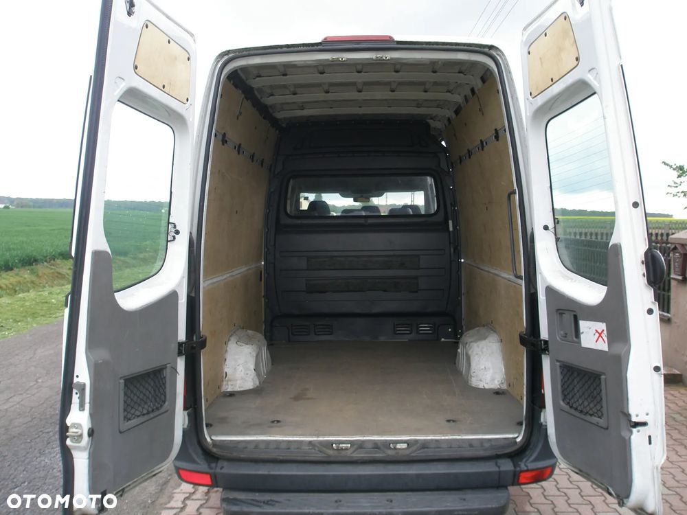 Mercedes-Benz Sprinter - 28