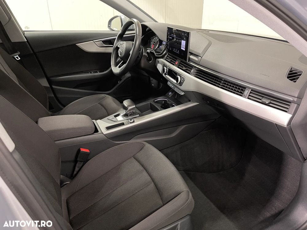 Audi A4 40 TFSI S tronic MHEV Advance - 12