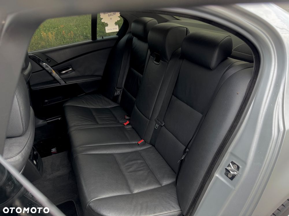 BMW Seria 5 530d - 26