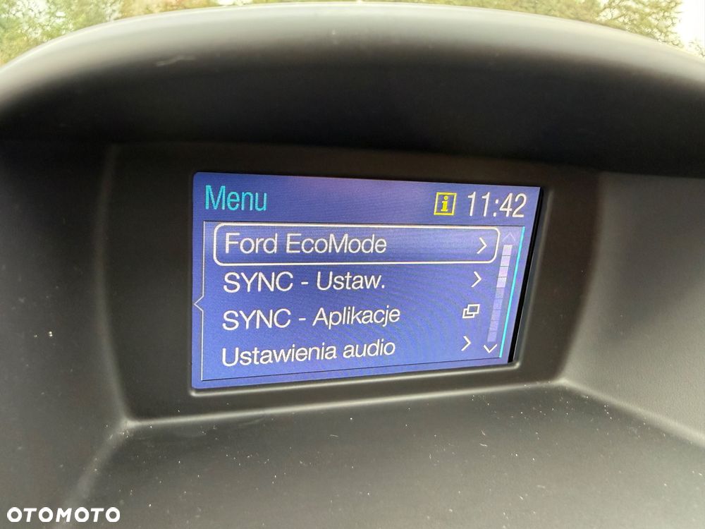Ford Fiesta 1.0 EcoBoost Titanium X - 19