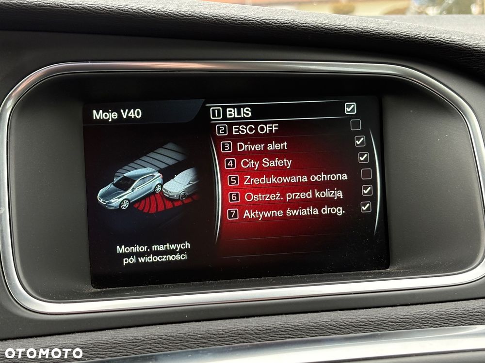 Volvo V40 D4 Summum - 14