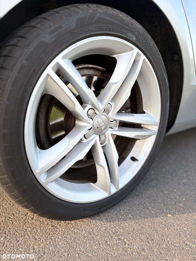 Audi A4 Avant 2.0 TDI Quattro - 22