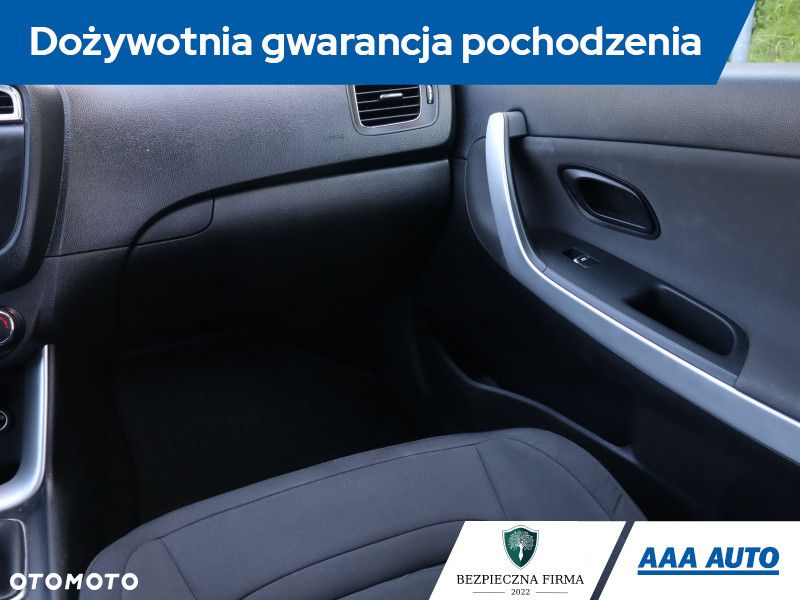 Kia Ceed - 9