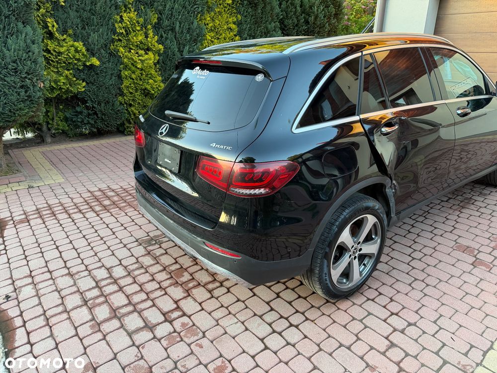 Mercedes-Benz GLC 300 4Matic 9G-TRONIC - 9