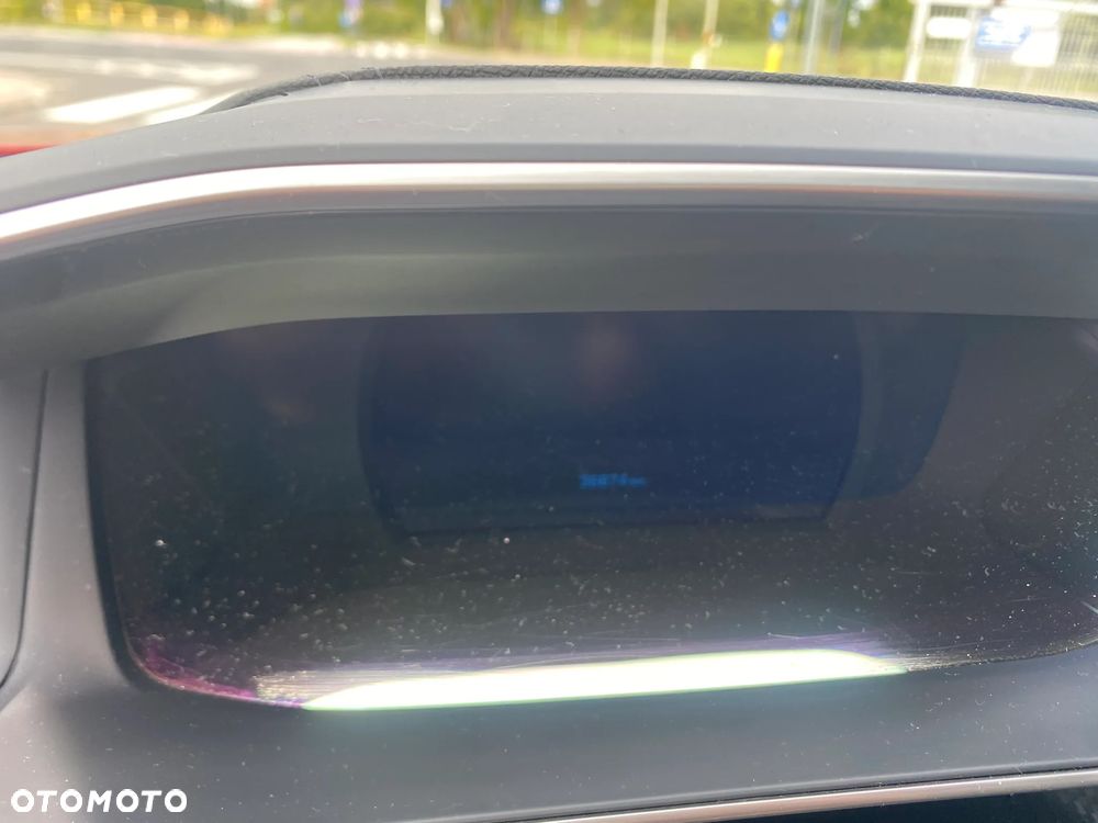 Peugeot 2008 1.2 PureTech GT Pack S&S EAT8 - 7