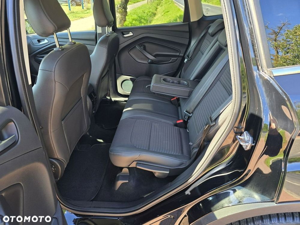 Ford Kuga - 15