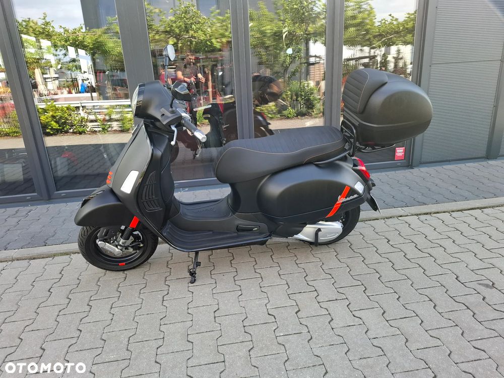 Vespa GTS - 5