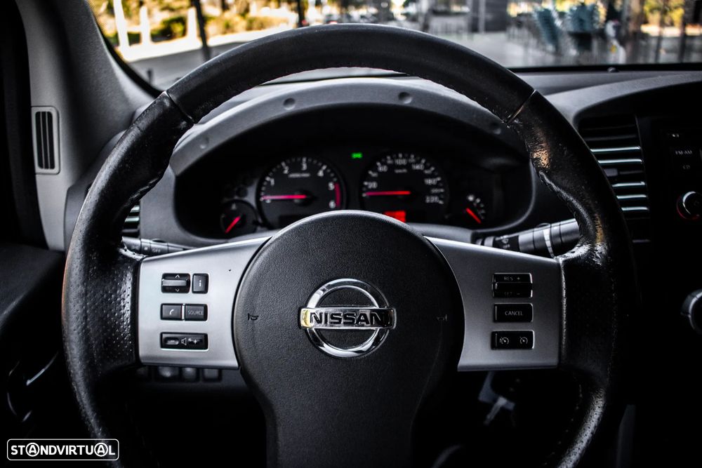 Nissan Navara 2.5 dCi CD SE AT 4WD - 13