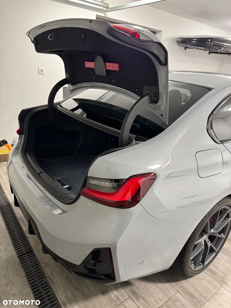 BMW Seria 3 330i xDrive M Sport sport - 14