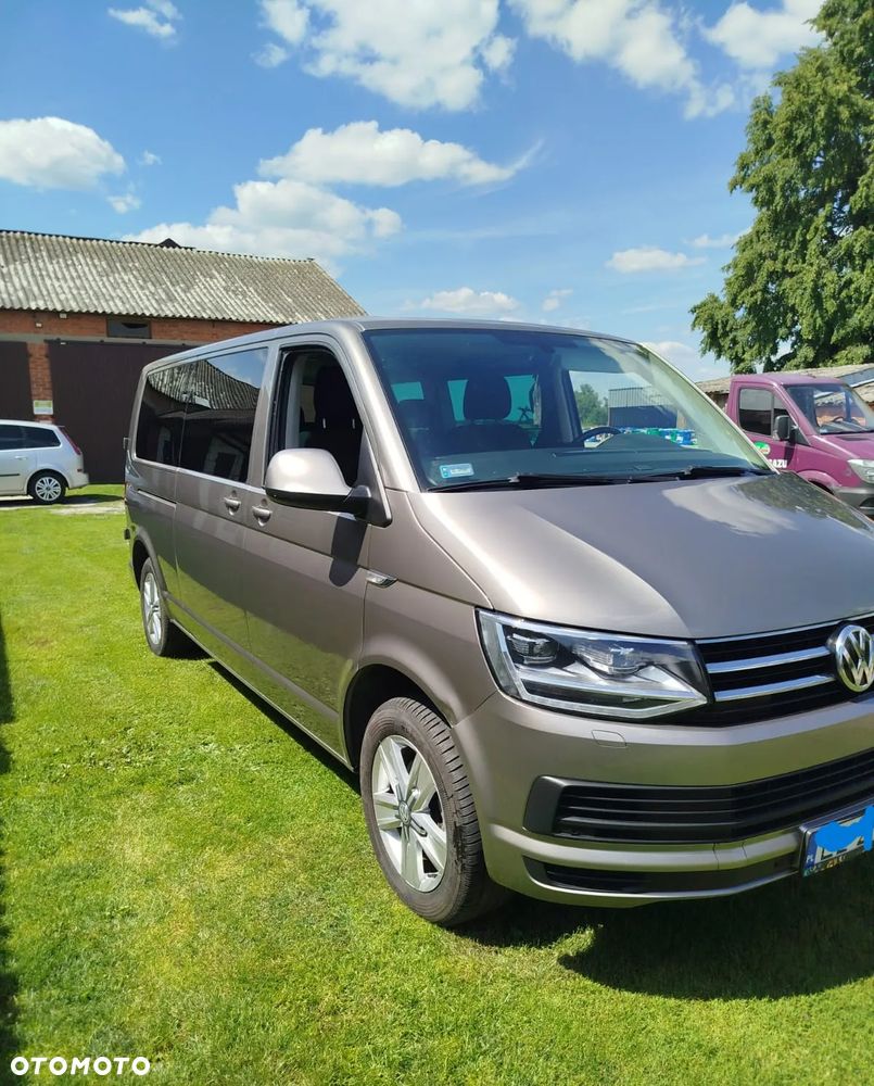 Volkswagen Caravelle - 10