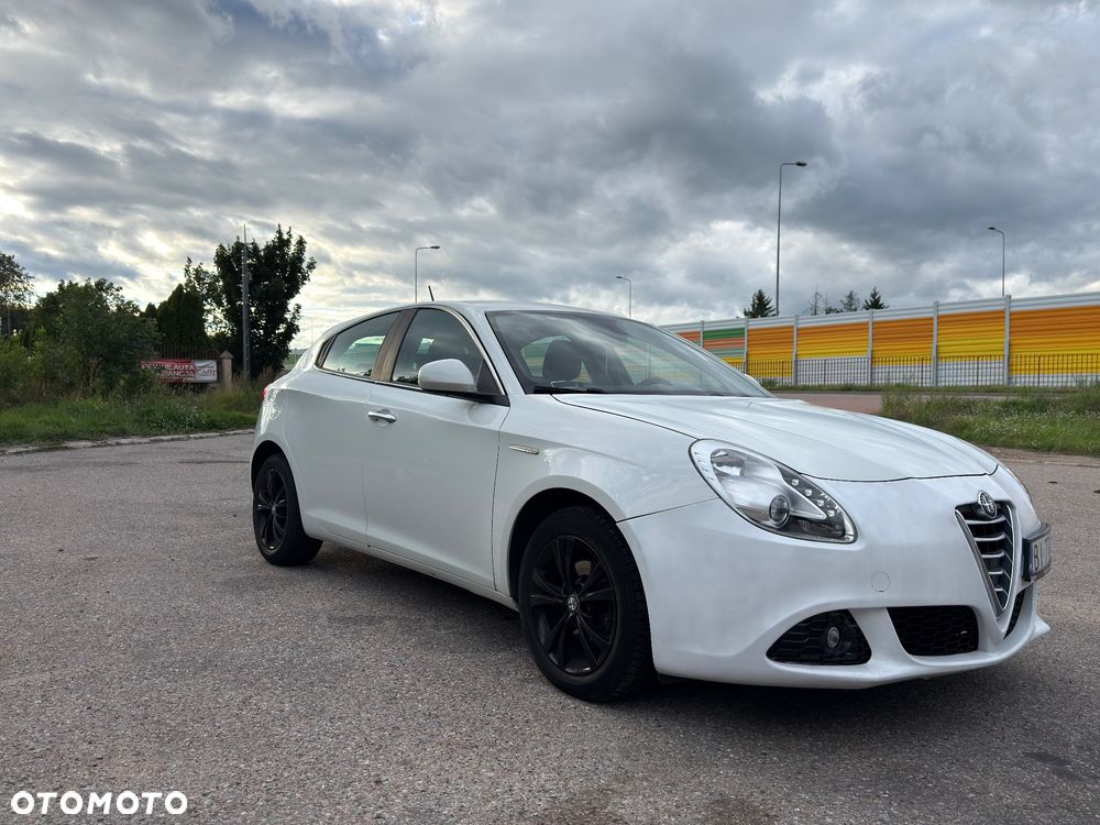 Alfa Romeo Giulietta - 2